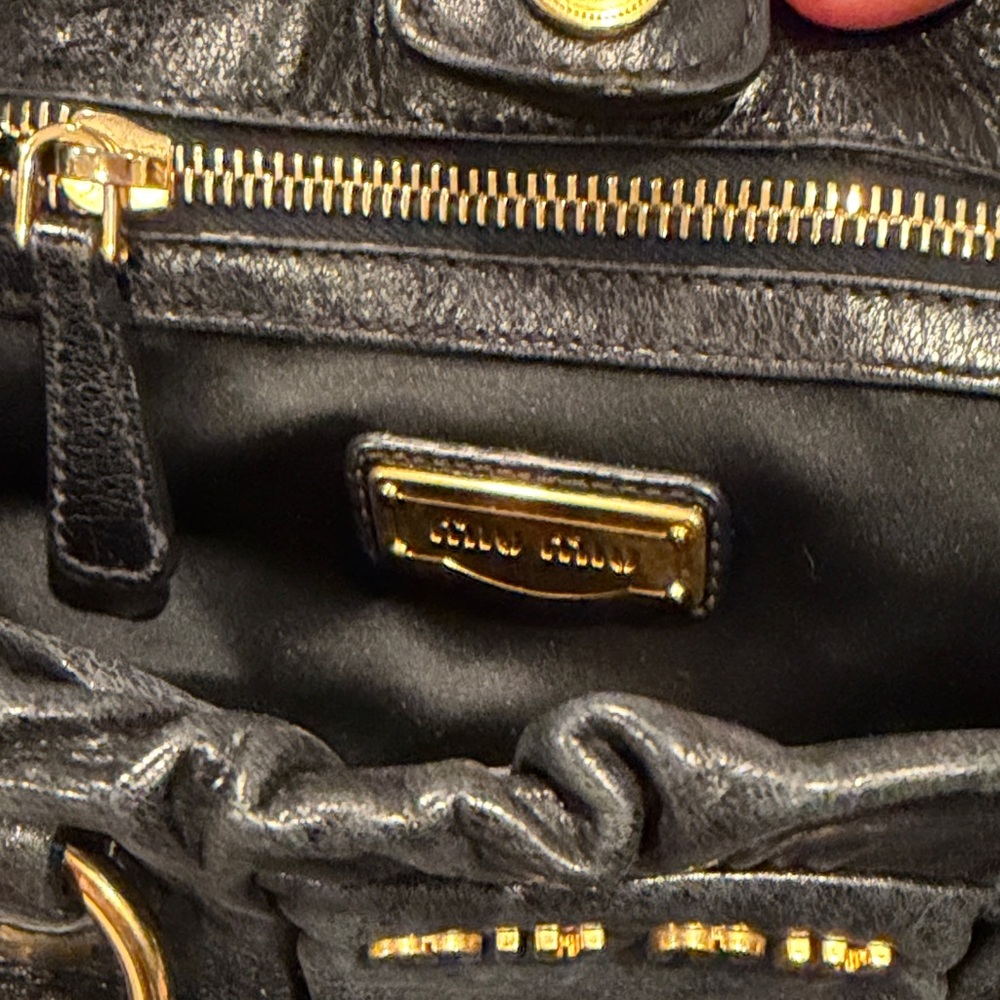 Miu Miu
Vitello leather crossbody bag - Picture 4 of 10
